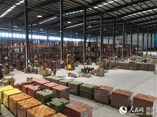 戰(zhàn)疫中的堅(jiān)實(shí)后盾 成都溫江紅旗連鎖無倉儲模式日均送貨2000噸